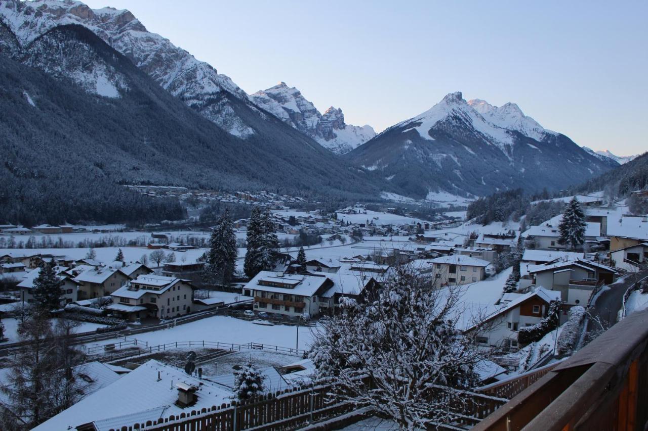 Ferienwohnung Auszeit Stubai Fulpmes Extérieur photo