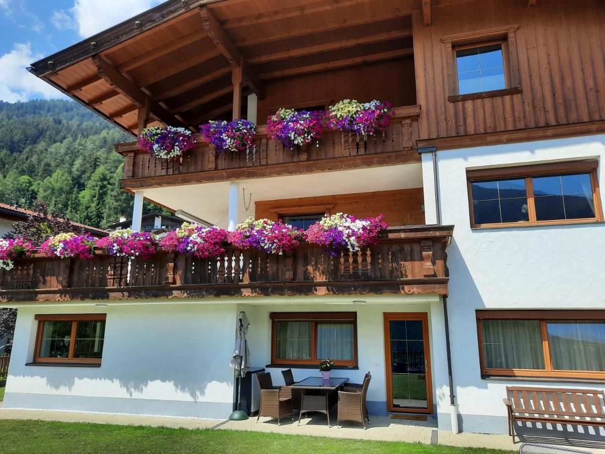 Ferienwohnung Auszeit Stubai Fulpmes Extérieur photo